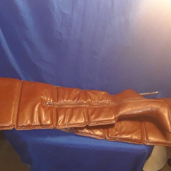 AZALEA WANG NOT YOUR AVERAGE STILETTO BOOT IN BROWN - Picture 8 of 9